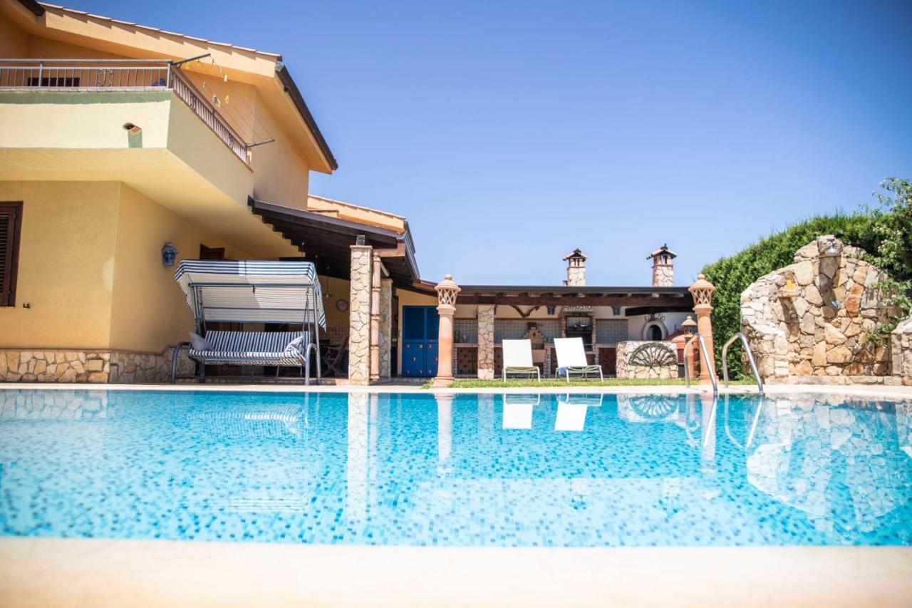 Dimora Fanale, Villa Esclusiva Con Piscina Privata - Fanale Rentals Altavilla Milicia Ngoại thất bức ảnh