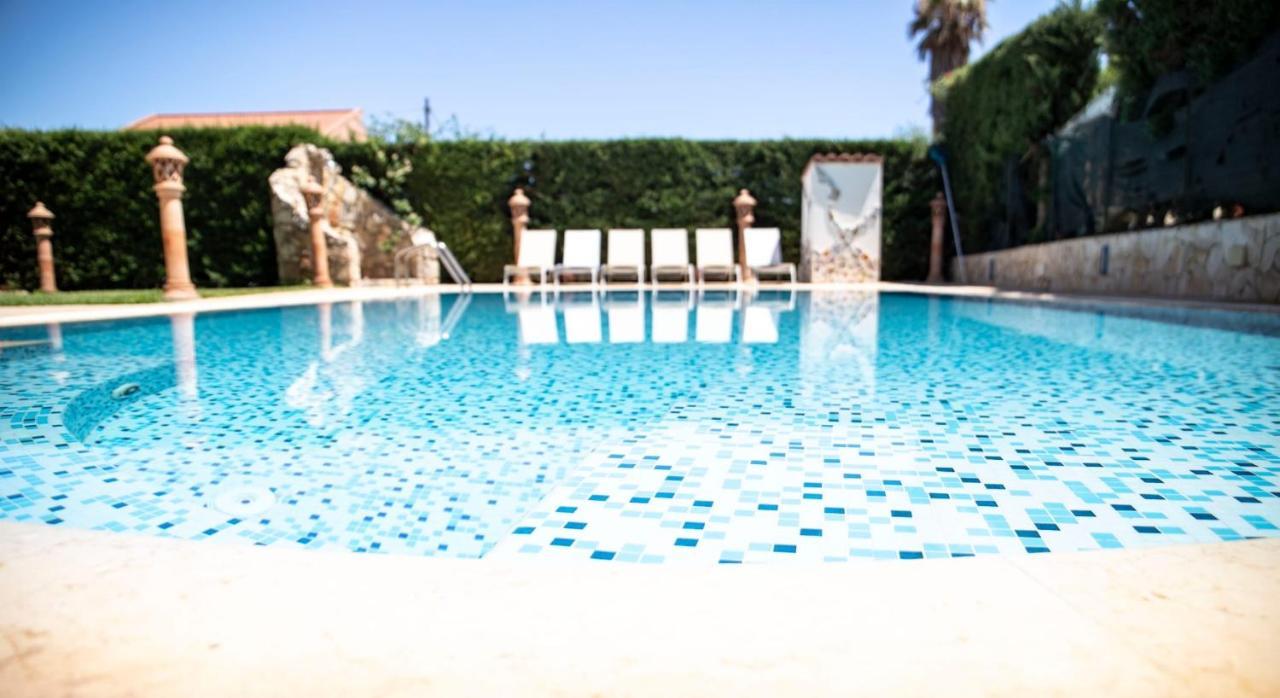 Dimora Fanale, Villa Esclusiva Con Piscina Privata - Fanale Rentals Altavilla Milicia Ngoại thất bức ảnh